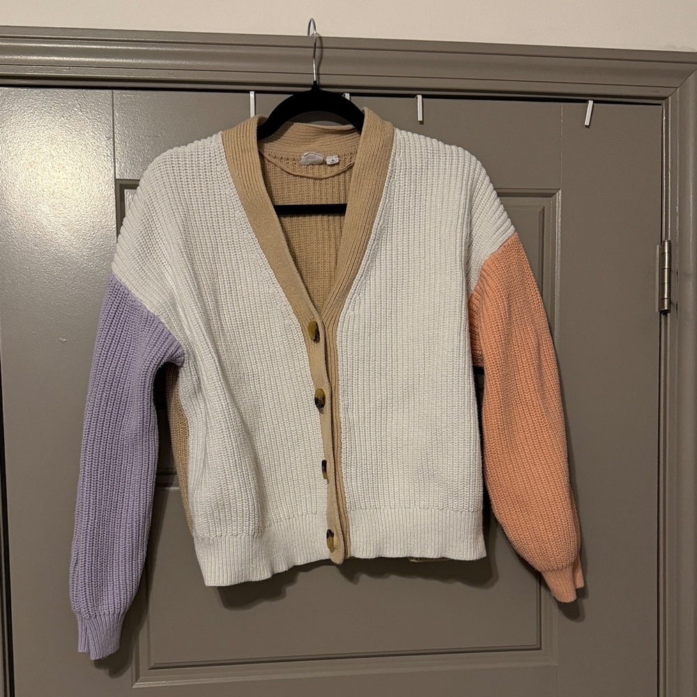 GAP spring knitted cardigan